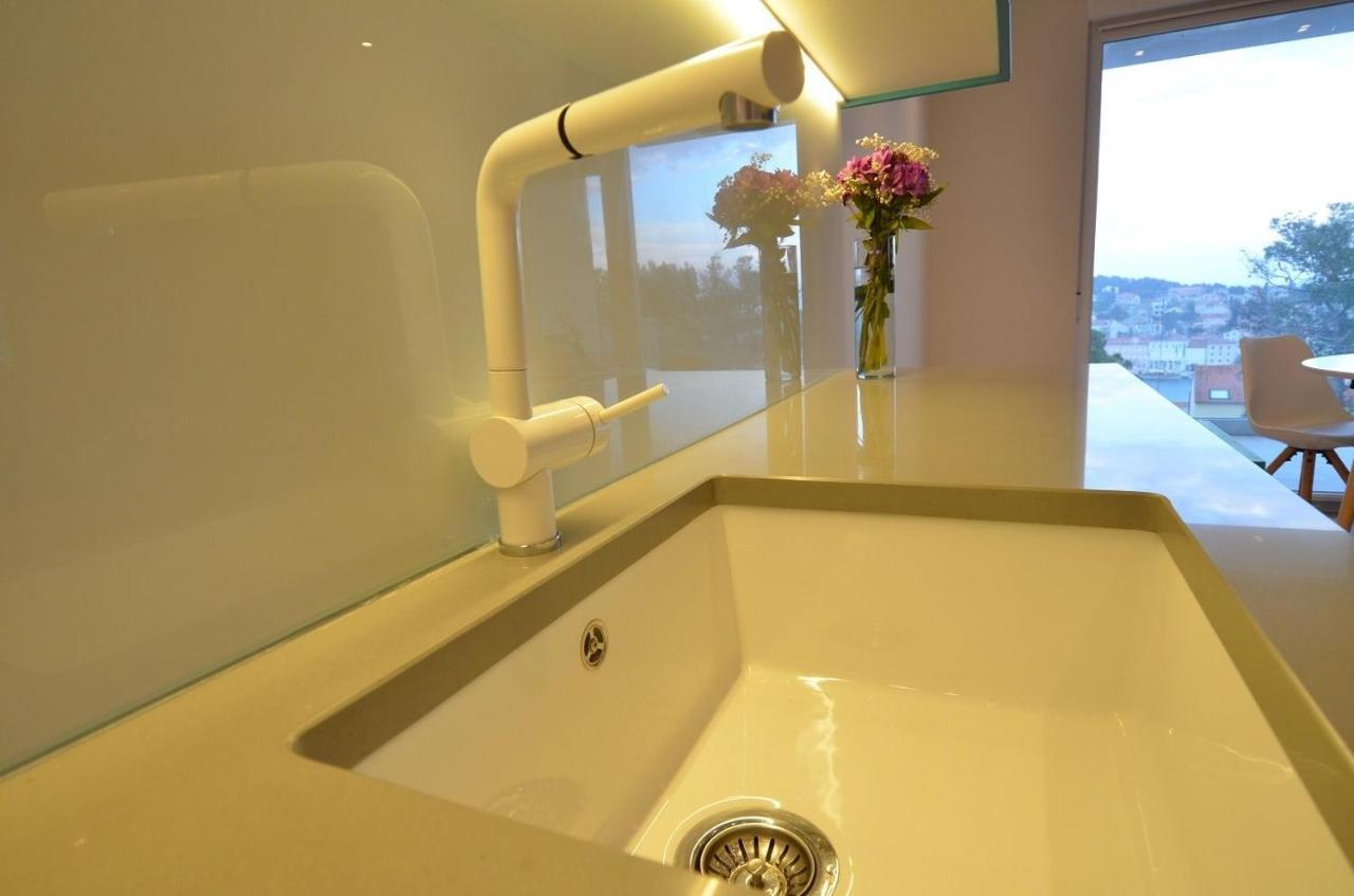 Beautiful View Apartment With Garage Space Mali Lošinj Kültér fotó